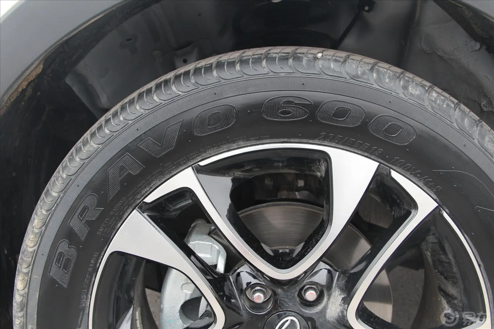 东南DX71.5T 手自一体 尊贵型轮胎规格