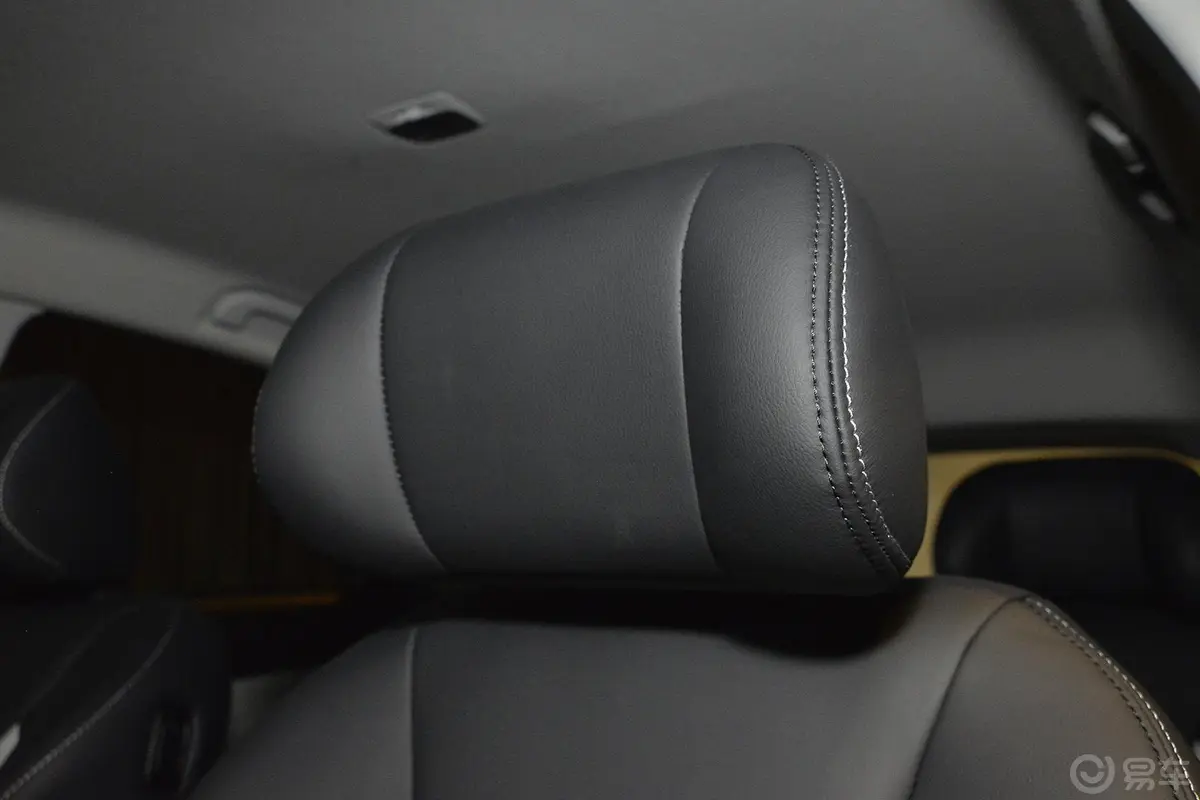 优6 SUV1.8T 魅力升级型驾驶员头枕