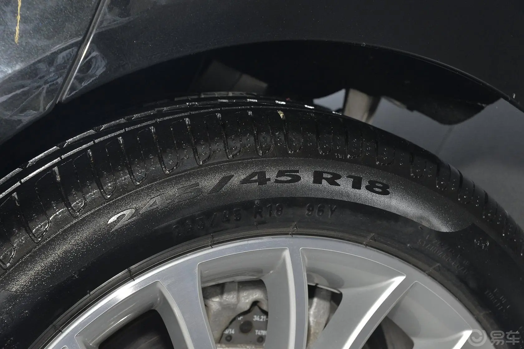 宝马5系(进口)535i xDrive M运动型轮胎规格