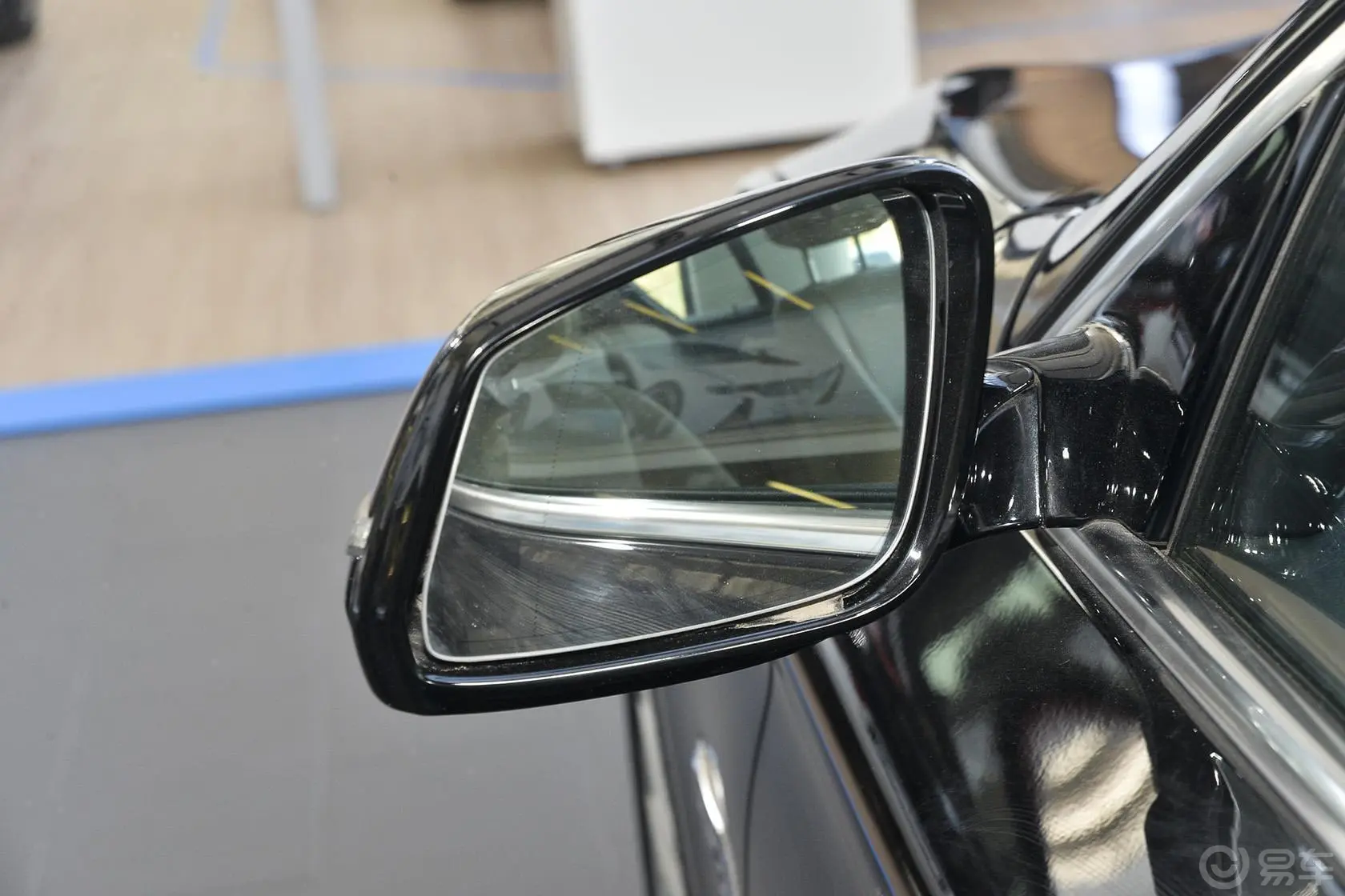 宝马5系(进口)535i xDrive M运动型后视镜镜面（后）