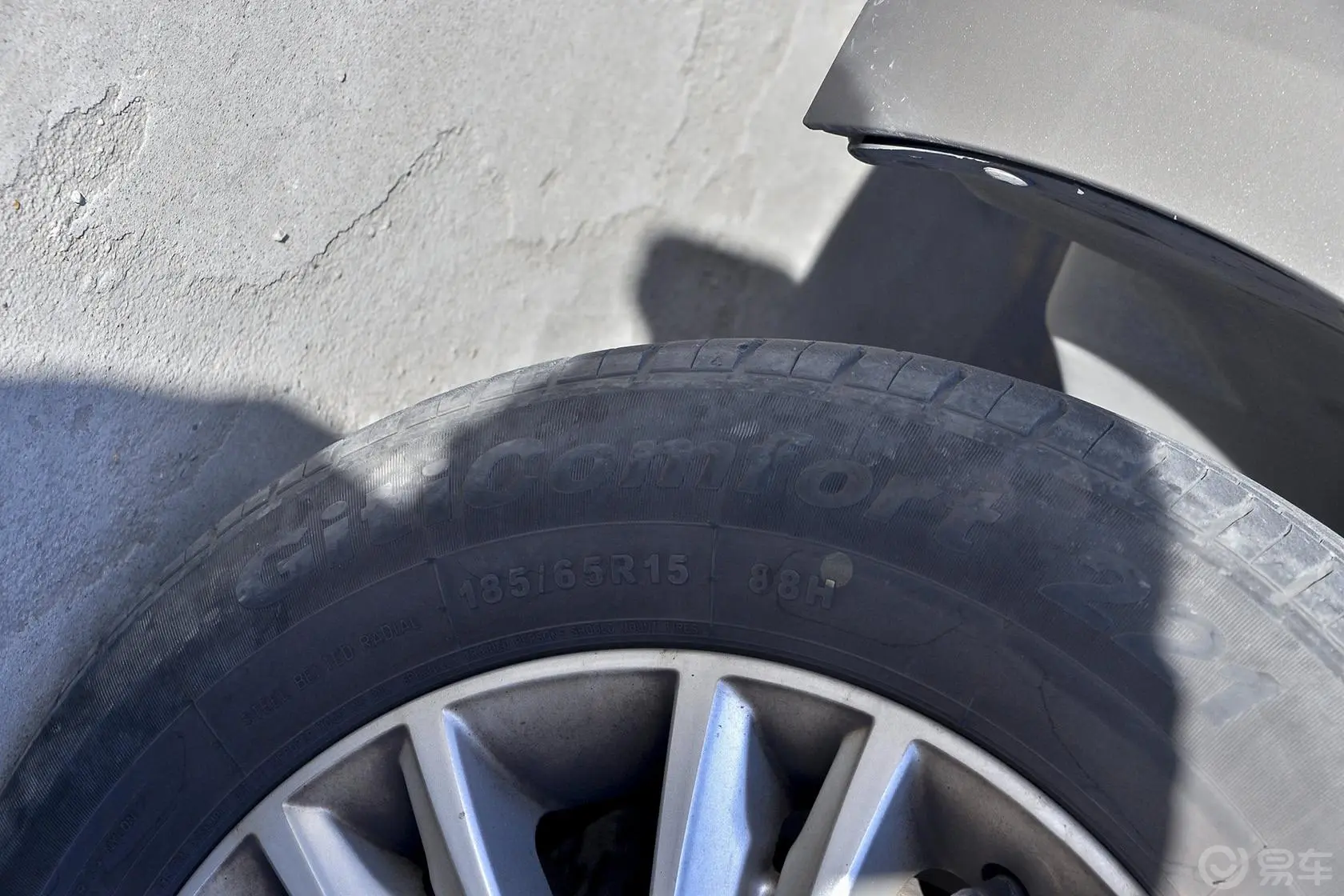 标致3011.6L 自动 尊贵版轮胎规格
