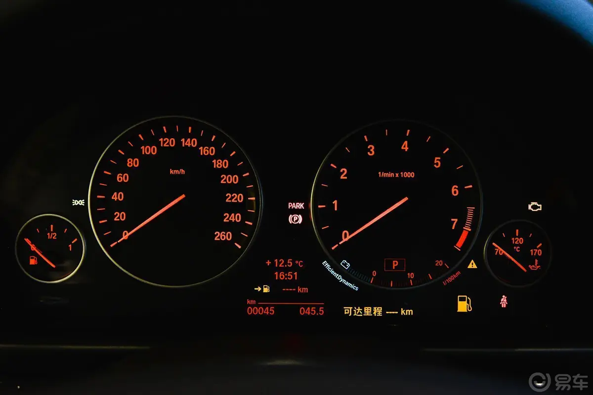 宝马5系(进口)535i xDrive M运动型仪表盘背光显示