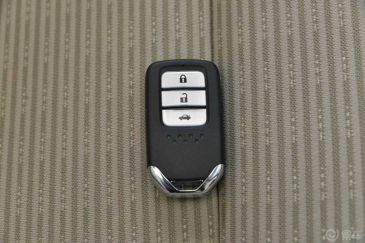 凌派1.8L 自动 豪华版钥匙