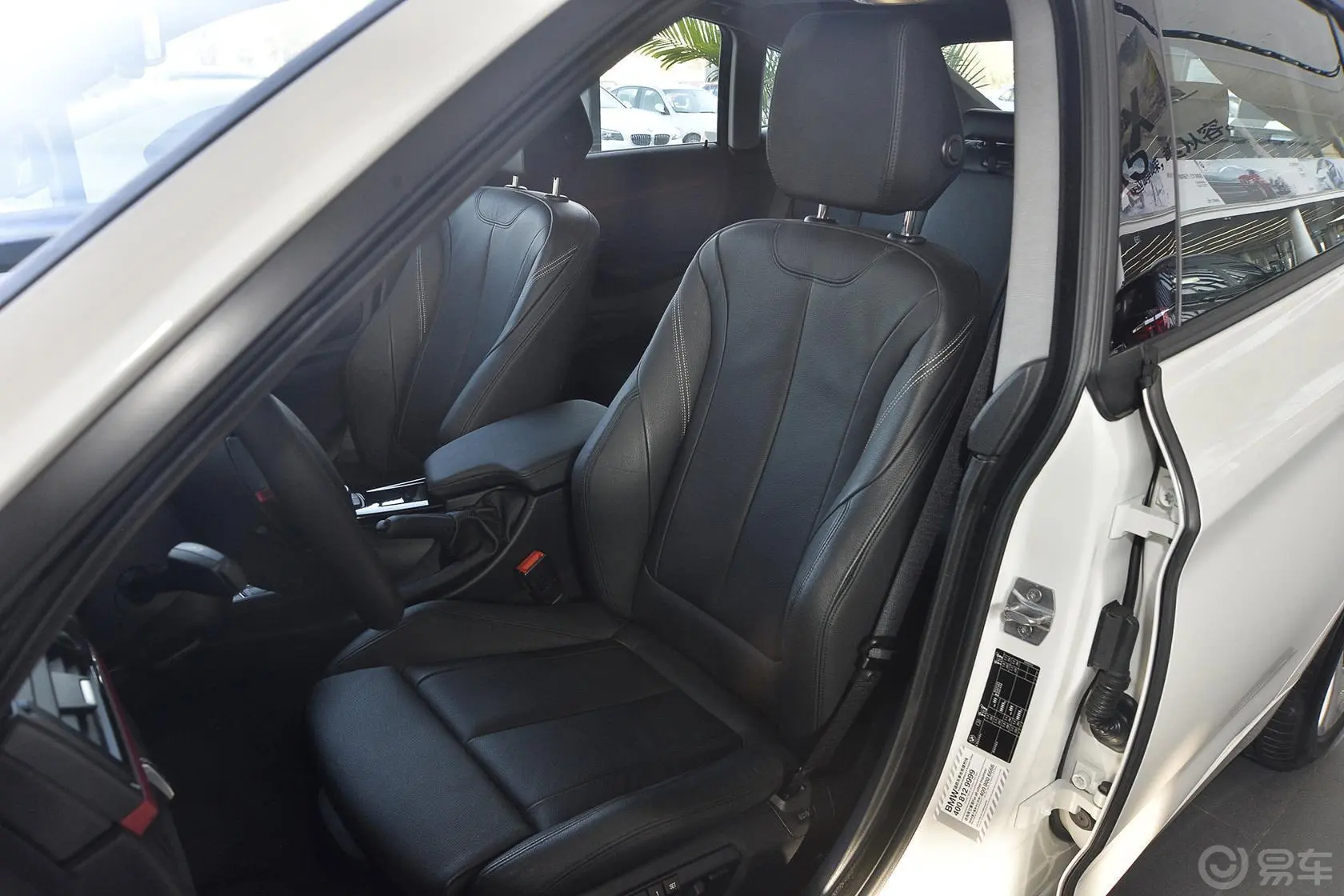 宝马3系GT320i 设计套装型驾驶员座椅