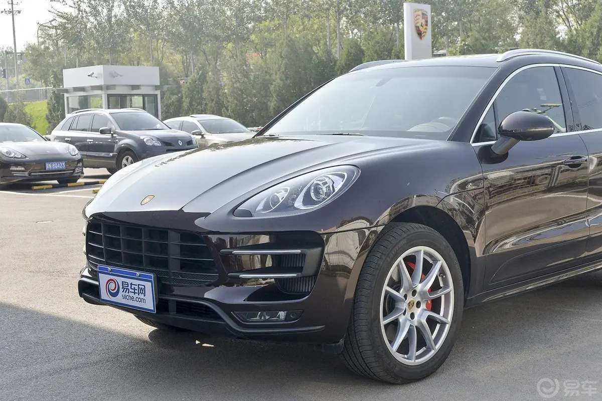 MacanMacan Turbo 3.6T车头局部