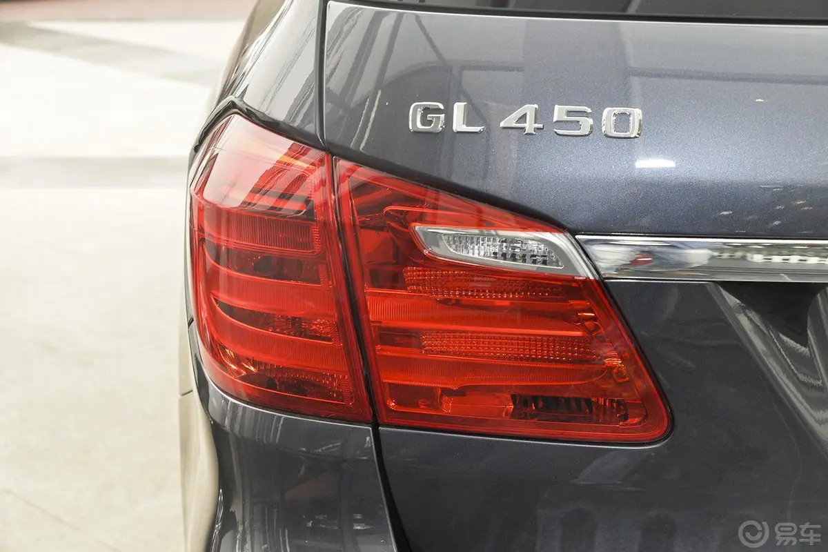 奔驰GL级GL450 4MATIC 美规版外观