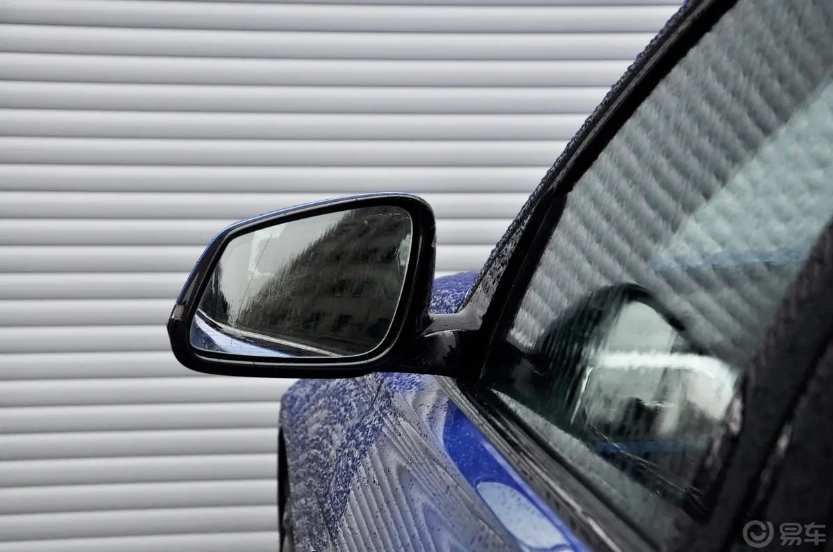 宝马3系328i xDrive M 运动型后视镜镜面（后）