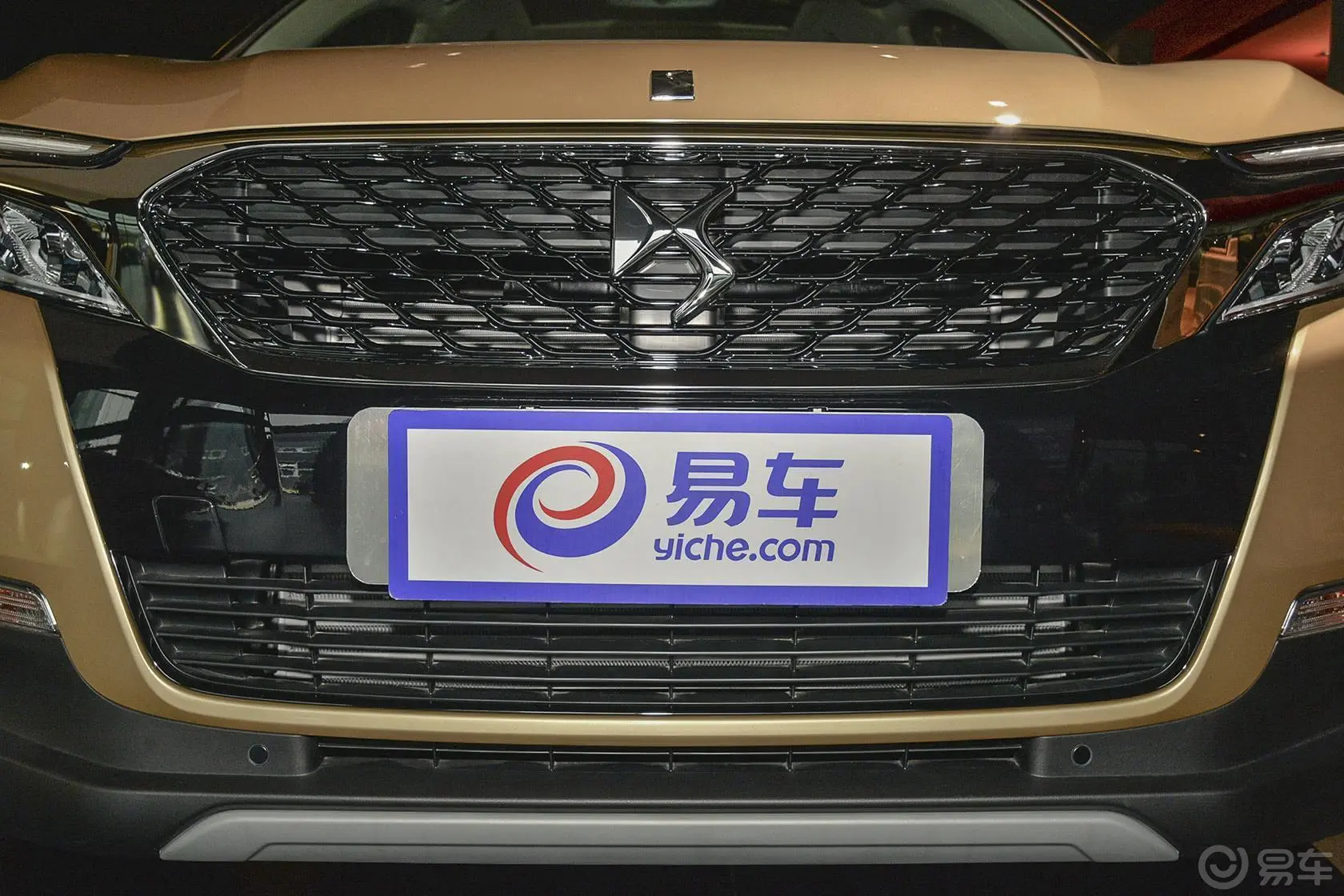 DS 61.8T 60周年限量版 THP200外观