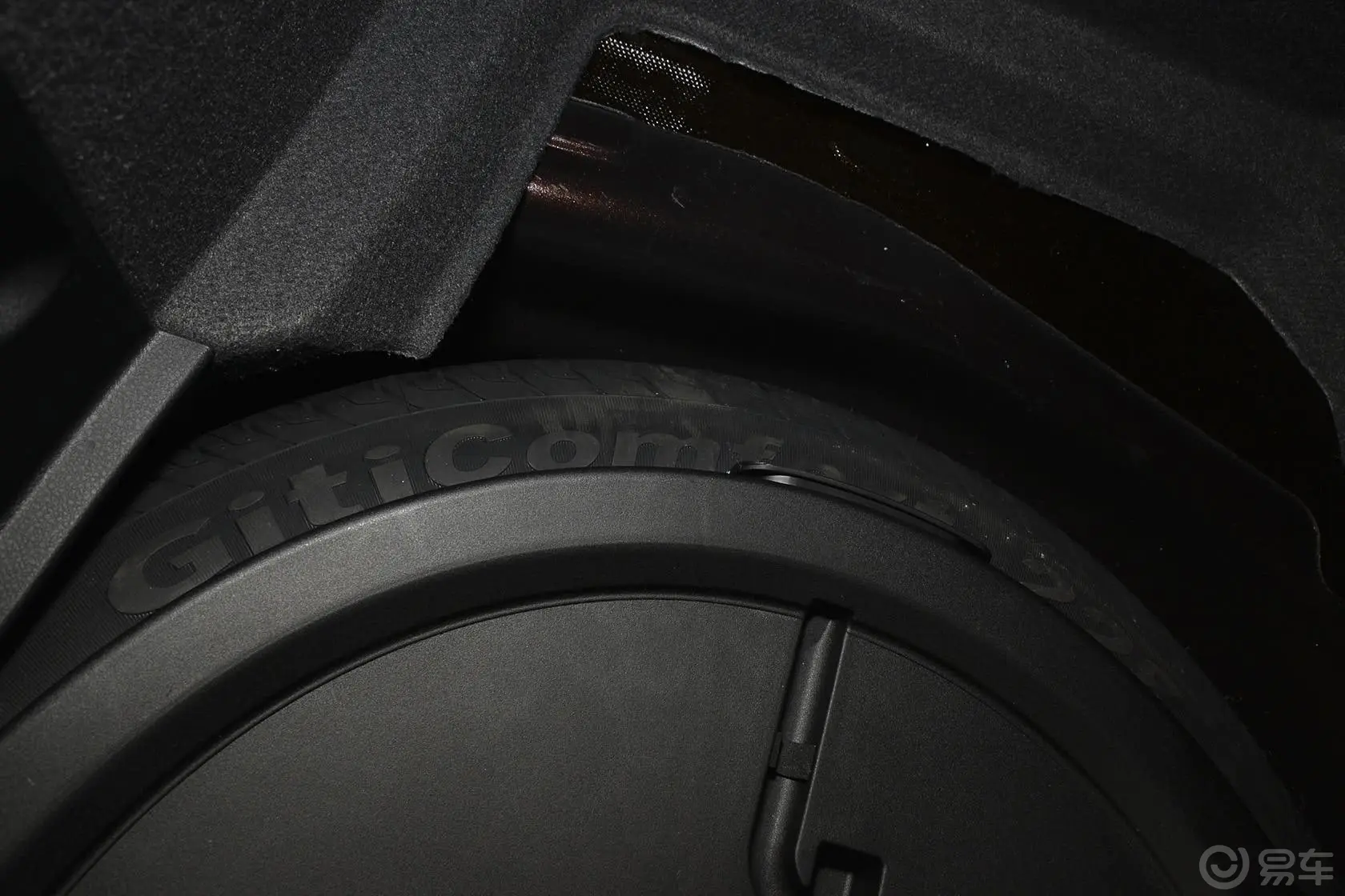 帝豪RS 1.5L CVT 向上版备胎品牌