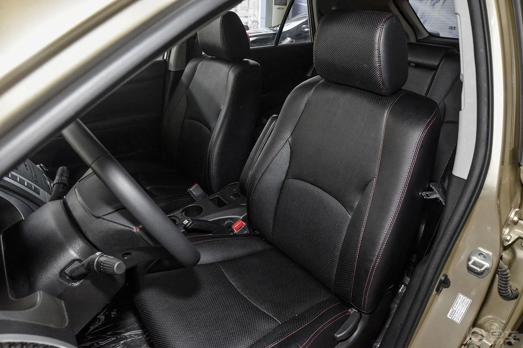 比亚迪S62.0L 手动 精英版 5座驾驶员座椅