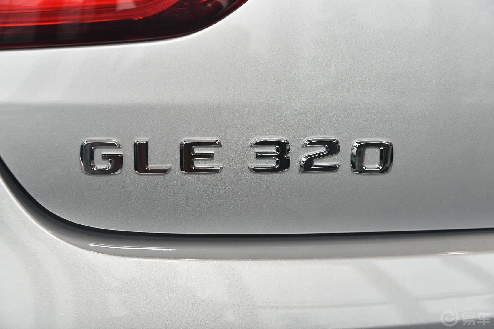 奔驰GLE轿跑GLE 320 4MATIC 运动SUV尾标