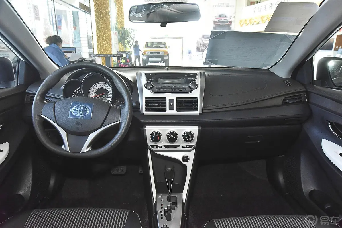 YARiS L 致炫1.5L 自动 炫动版大灯远近光调节柄