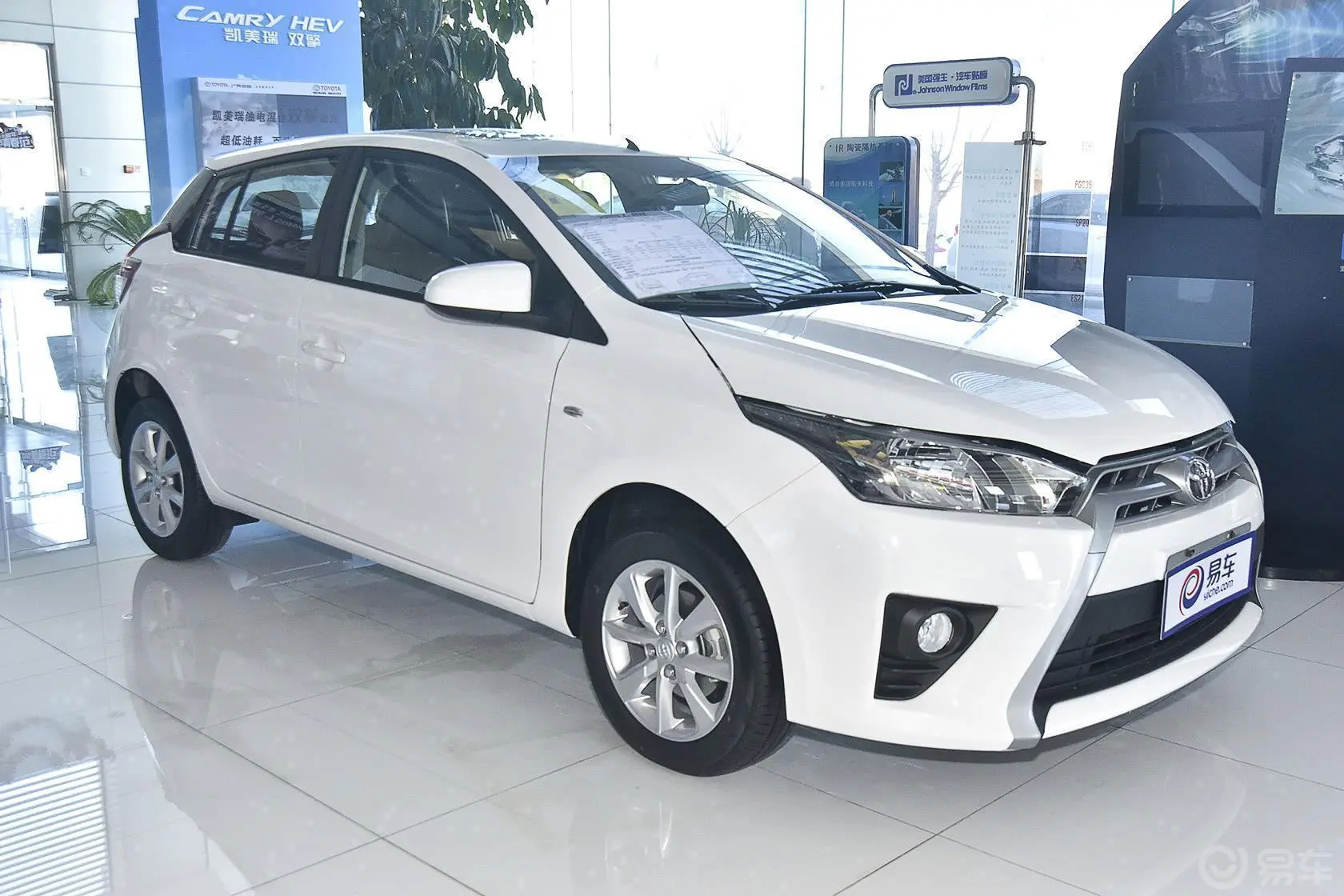 YARiS L 致炫1.5L 自动 炫动版侧前45度车头向右水平