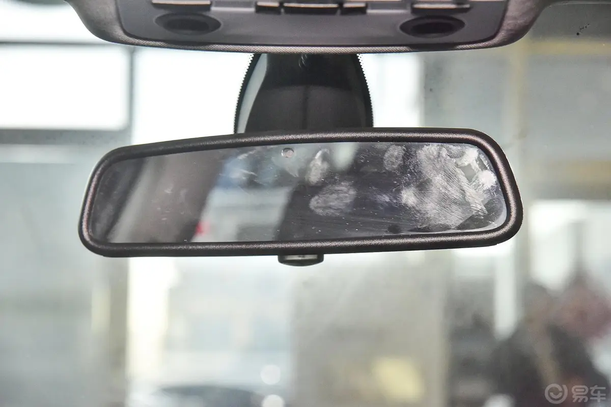 宝马X1sDrive18i X设计套装内后视镜