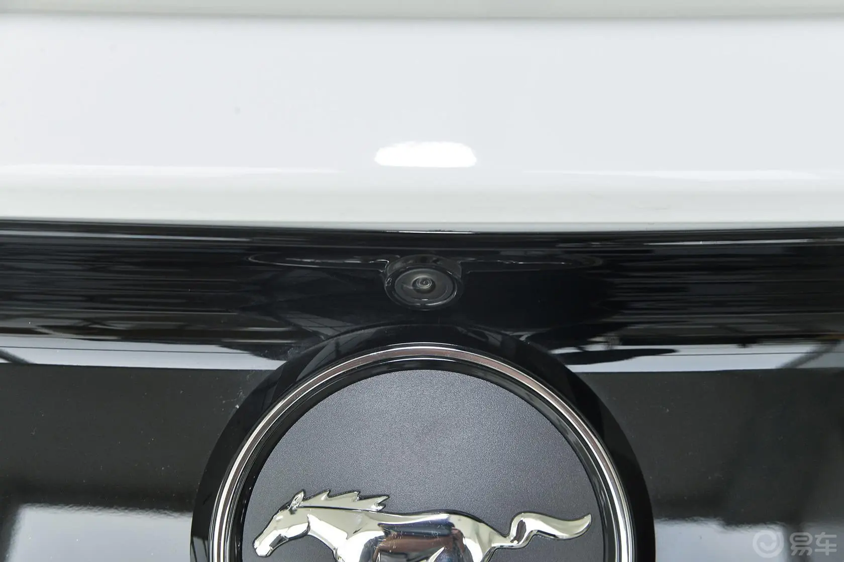 Mustang2.3L 手自一体 运动版外观