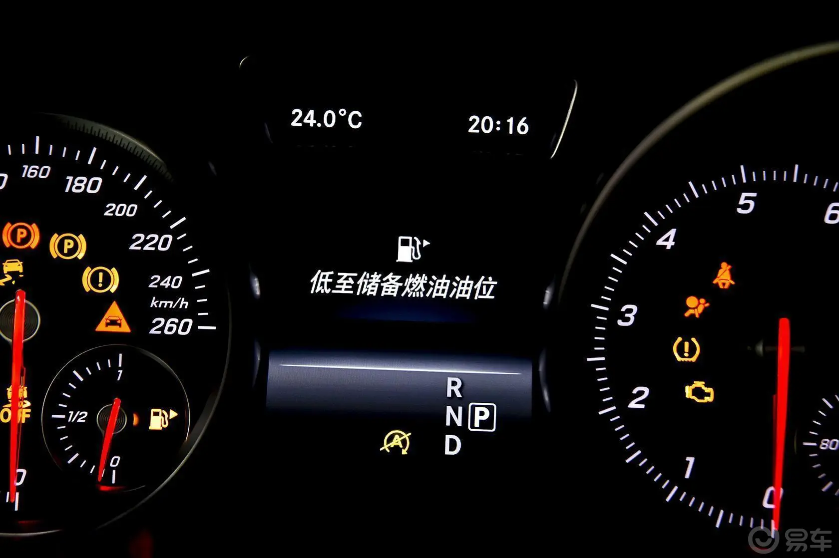 奔驰GLE轿跑GLE 450 AMG 4MATIC 运动SUV内饰