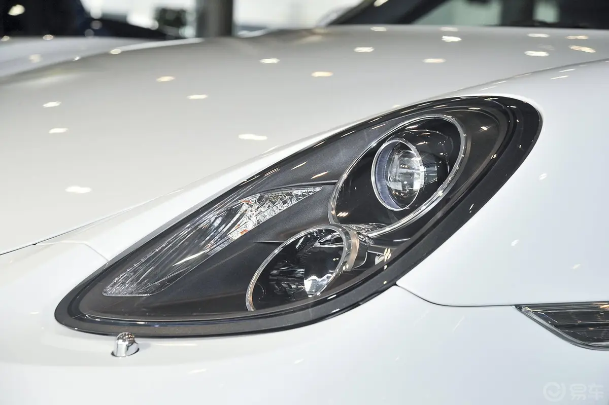 BoxsterBoxster 2.7 Style Edition大灯侧45度俯拍