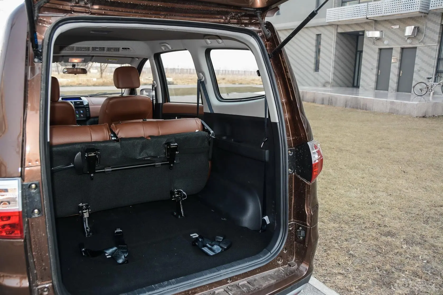 威旺M351.5L 手动 舒适型 国5行李箱空间