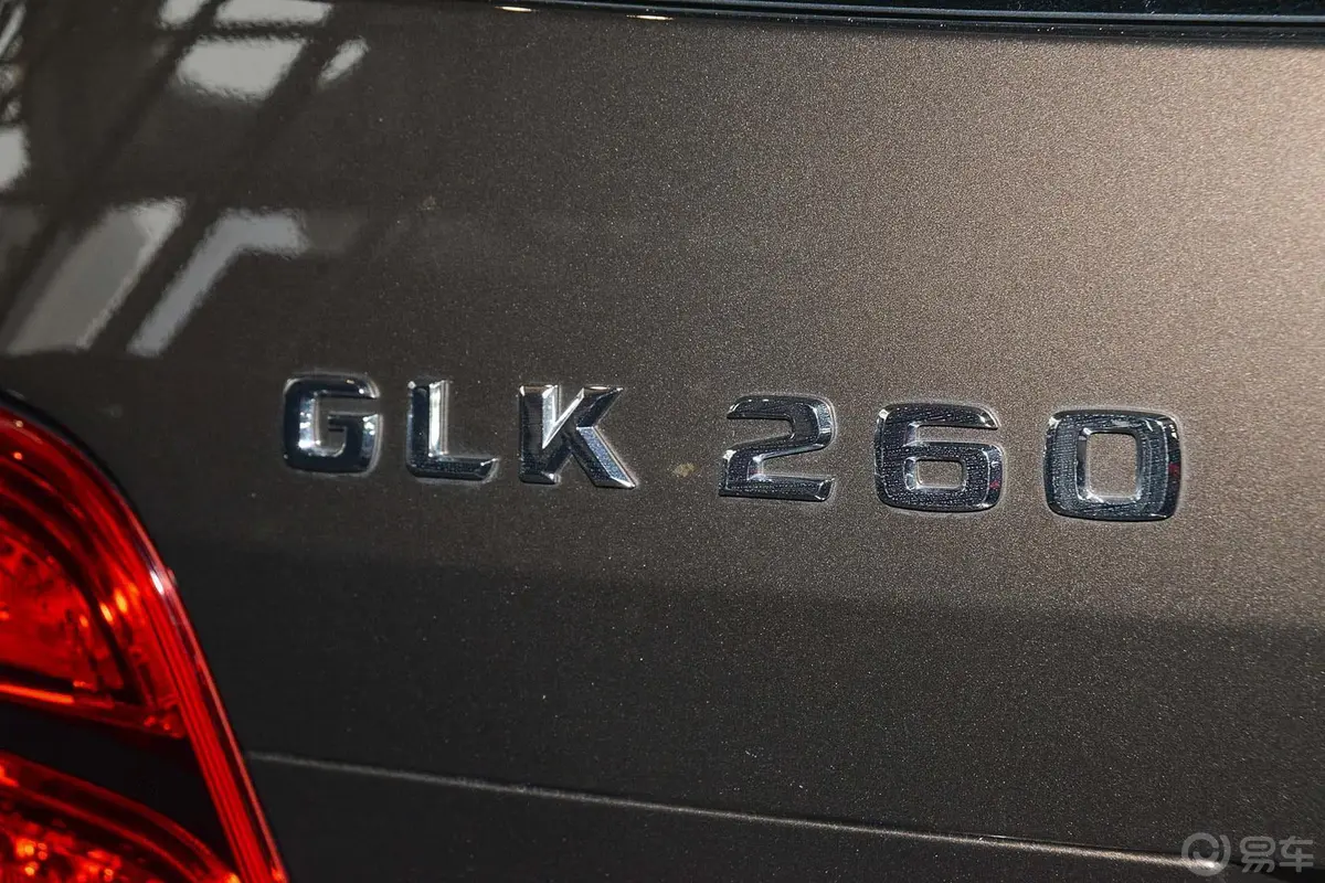 奔驰GLK级GLK 260  2.0T 自动 动感型 极致版尾标