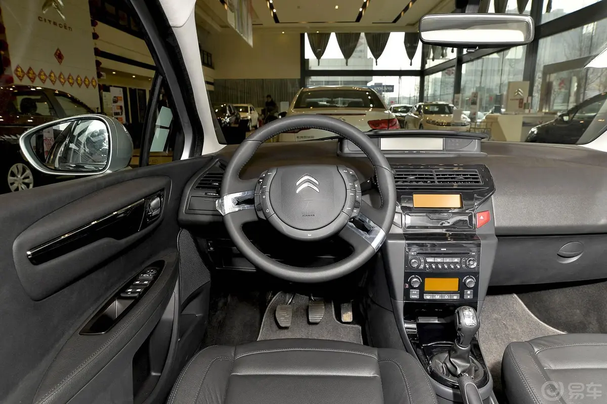 世嘉三厢 1.6L 手动 品尚型 VTS版中控台驾驶员方向
