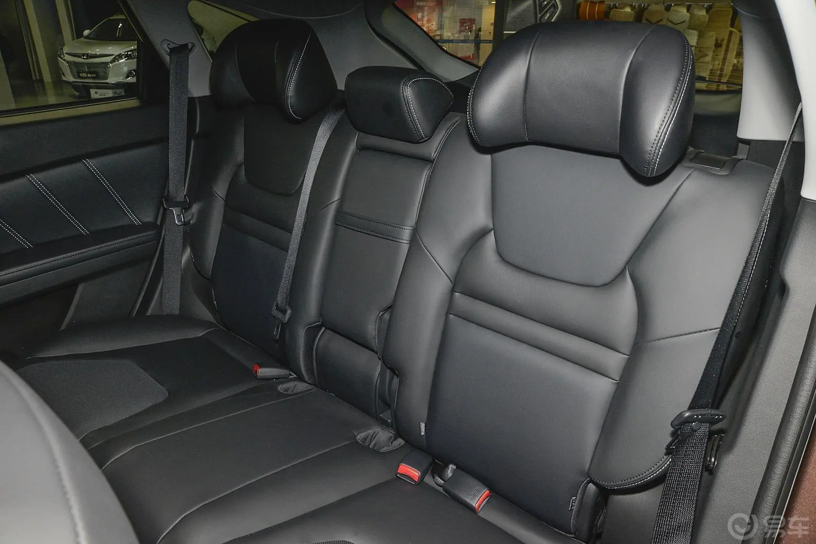 优6 SUV1.8T 魅力型后排座椅