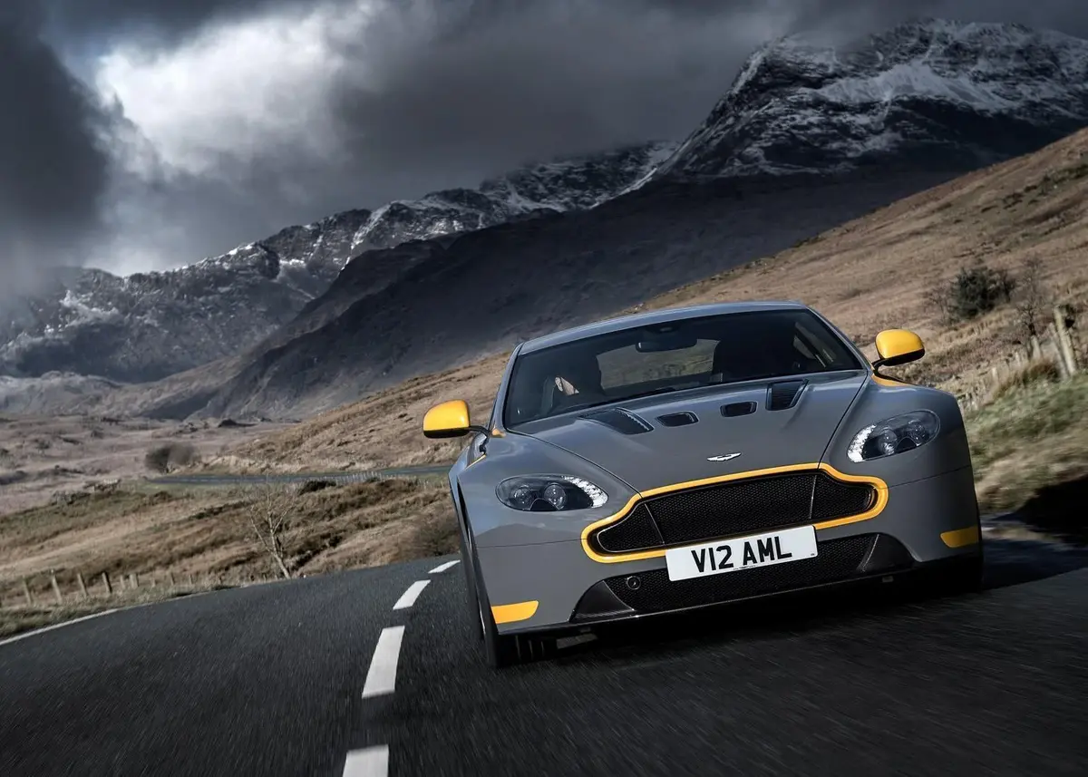 V12 Vantage