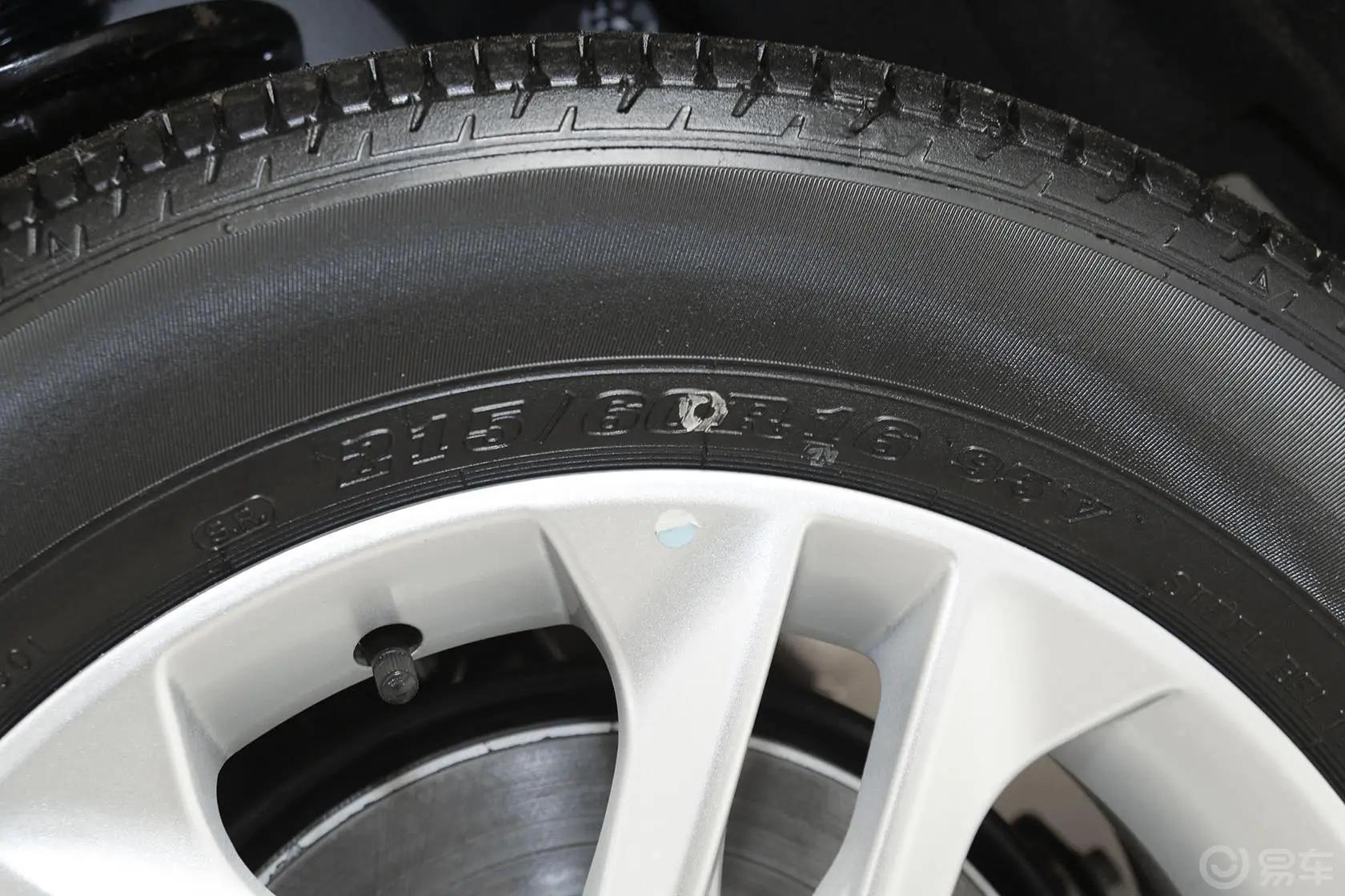 睿骋1.8T 自动 精英周年型 国IV轮胎规格