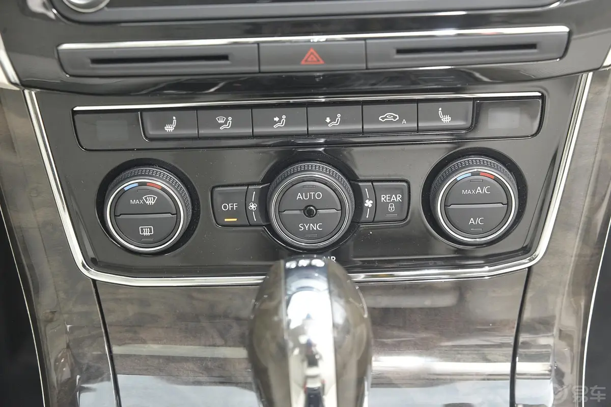 帕萨特380TSI DSG至尊版空调
