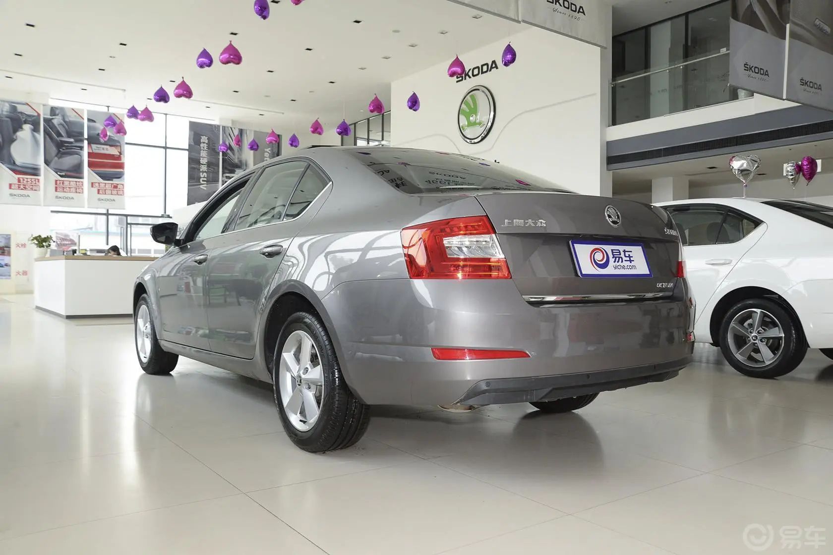 明锐1.6L 自动智行版外观