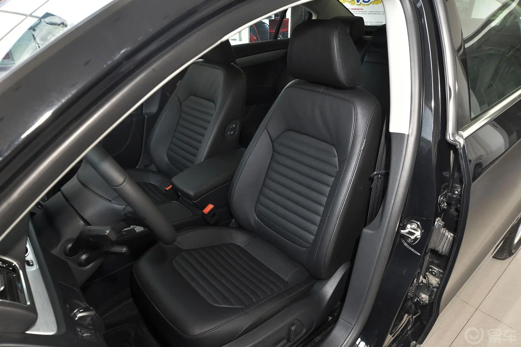迈腾1.8T 手自一体 智享舒适型驾驶员座椅