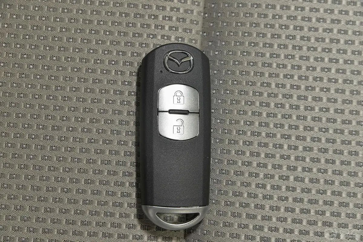 马自达CX-52.0L 手动 两驱 舒适版钥匙