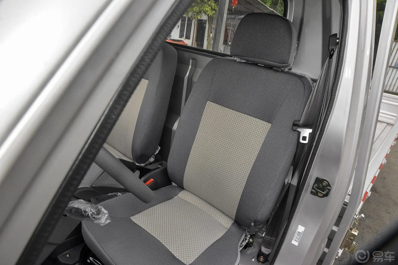 新豹MINIDK10 手动 单排 2990轴距 国5驾驶员座椅