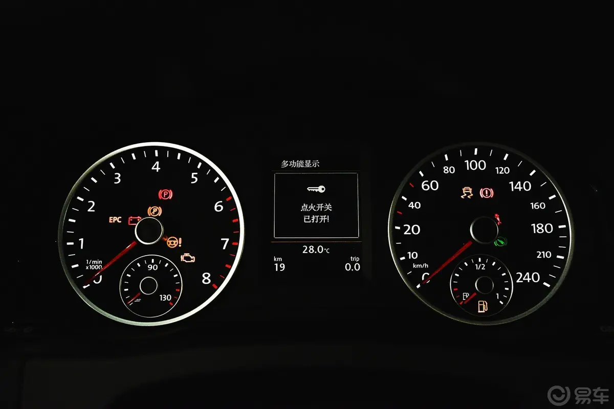 途观300TSI 手自一体 四驱 豪华版仪表盘背光显示