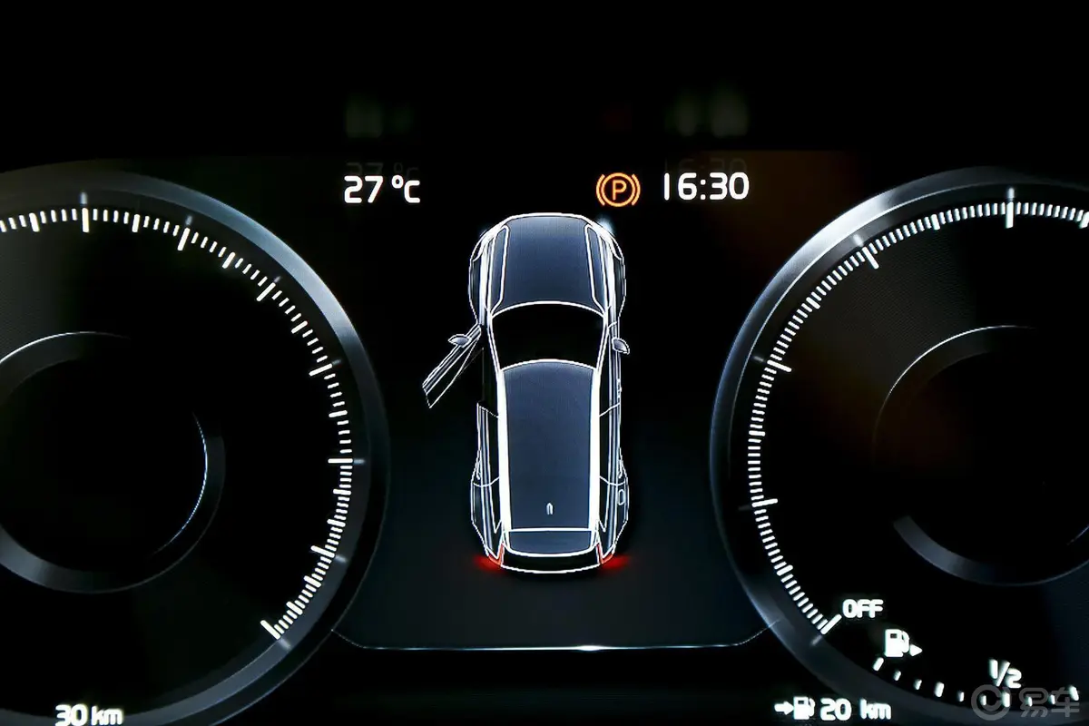 沃尔沃XC902.0T T6 智逸版 七座内饰