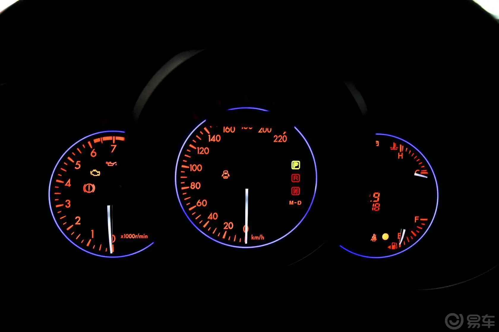 马自达CX-72.5L 两驱 豪华版仪表盘背光显示