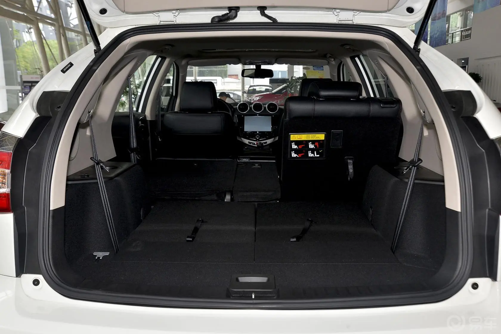 比亚迪S71.5T 手动 尊贵型 7座行李箱空间