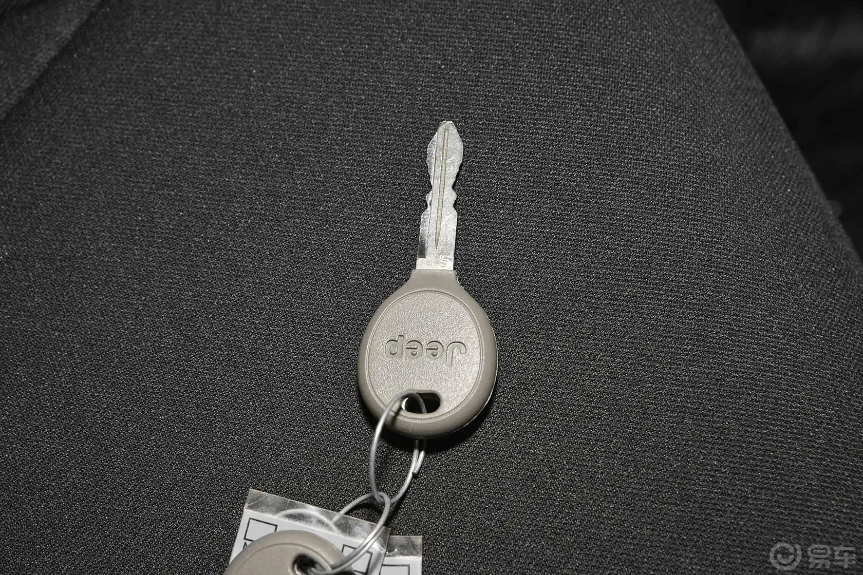 牧马人3.6L 自动 两门舒享版Rubicon钥匙