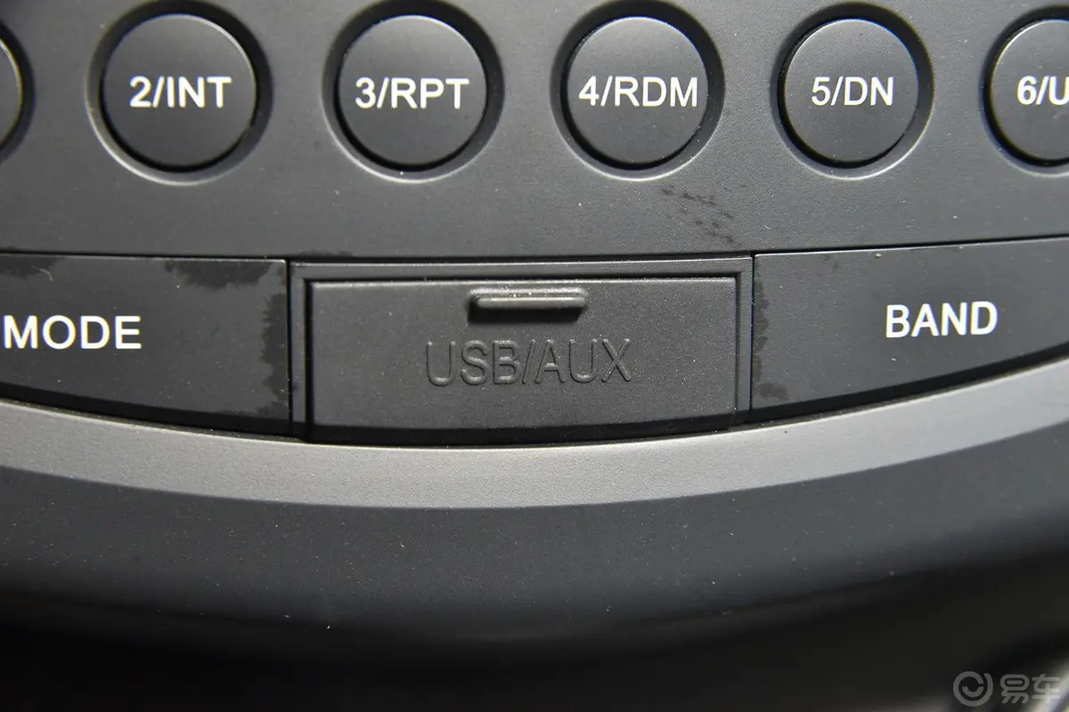 力帆X601.8L 手动 豪华型 国四USB接口