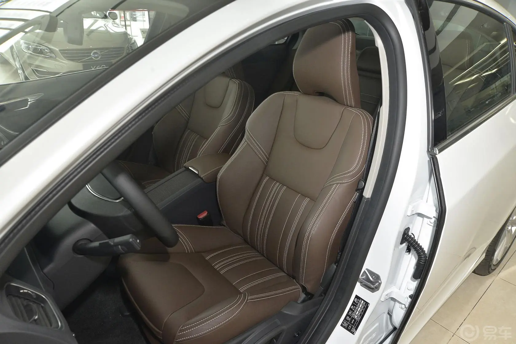 沃尔沃S60新能源S60L T6 智驭版驾驶员座椅