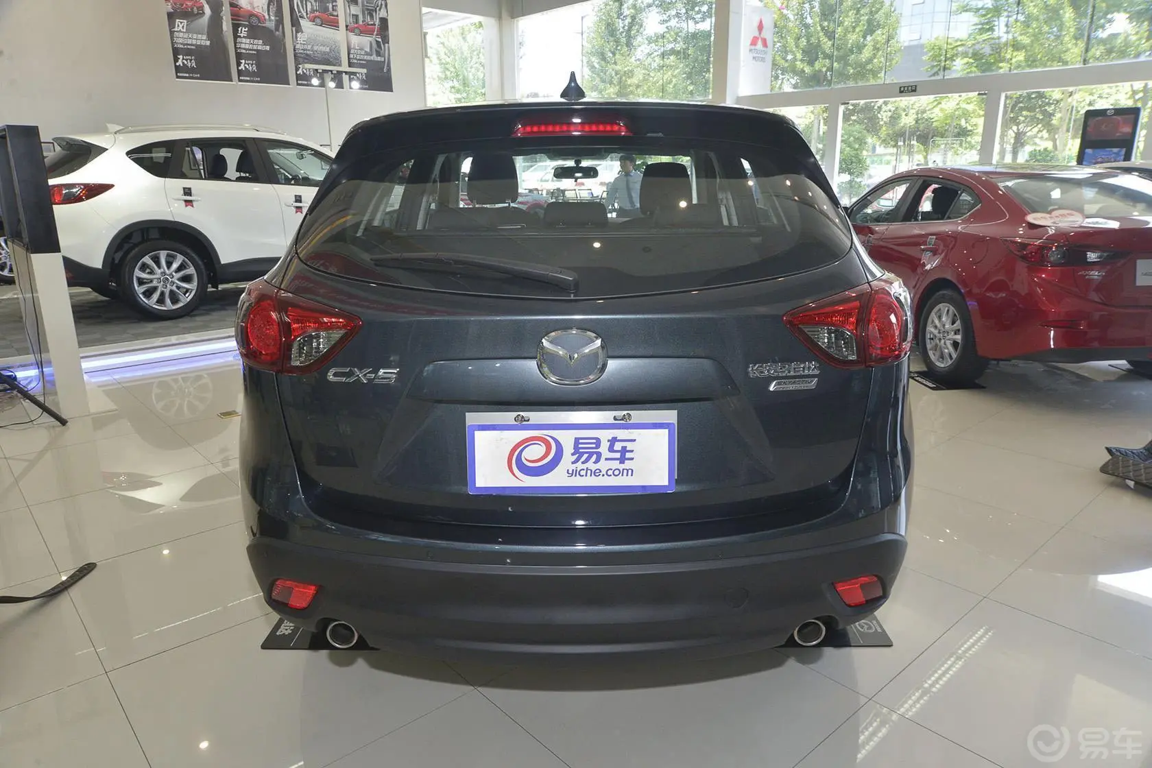 马自达CX-52.0L 手自一体 两驱 都市版正后水平