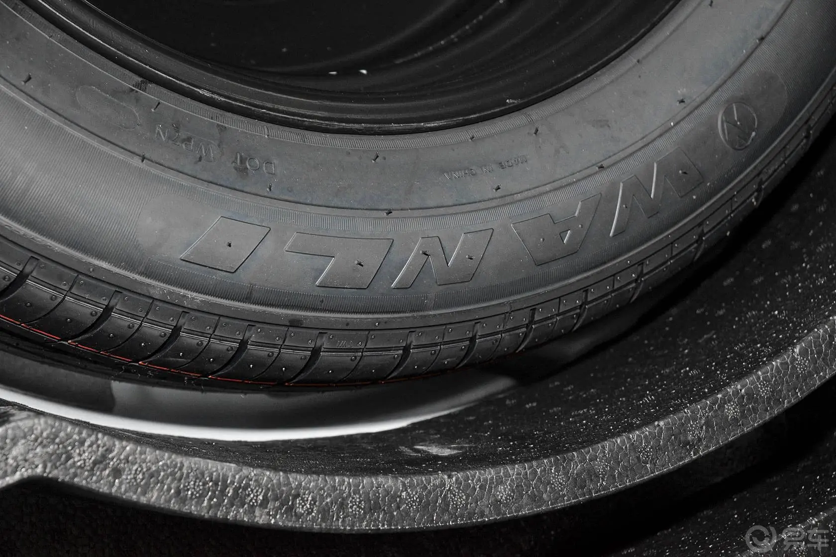 奔腾X802.0L 自动 舒适型备胎品牌