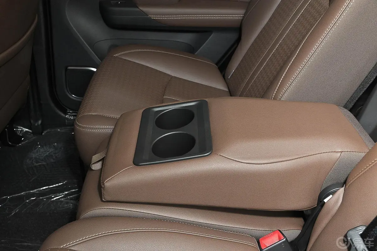 比亚迪S71.5T 手动 尊贵型 7座 升级版座椅调节键