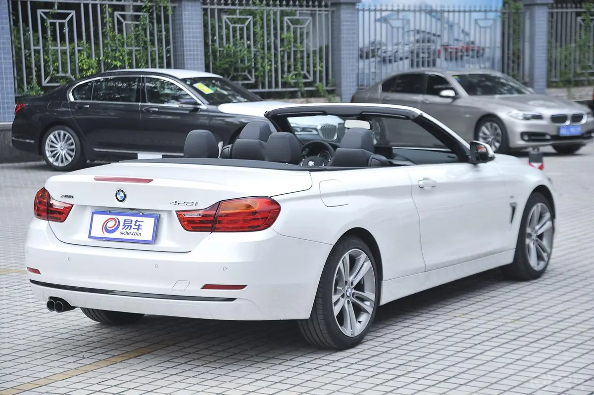 宝马4系敞篷轿跑车 428i xDrive 设计套装型外观