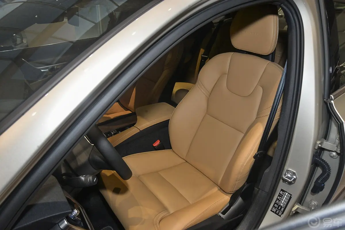 沃尔沃S90(进口)T6 AWD 智雅版驾驶员座椅