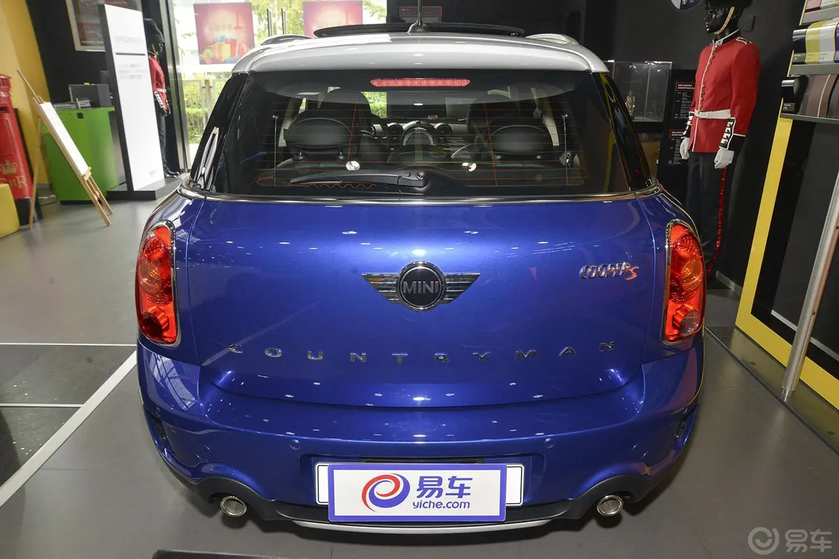 MINI COUNTRYMAN1.6T COOPER S All 4正后水平