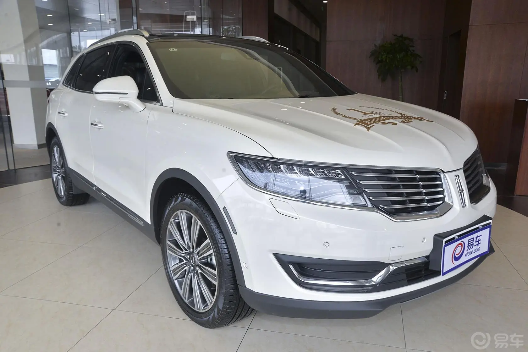 林肯MKX2.7T 四驱 总统版后悬挂