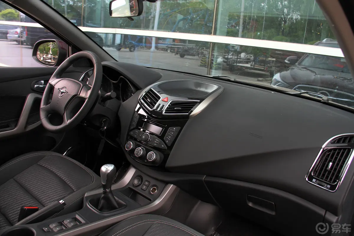 海马S5强动力版 1.6L 手动 舒适版内饰全景副驾驶员方向