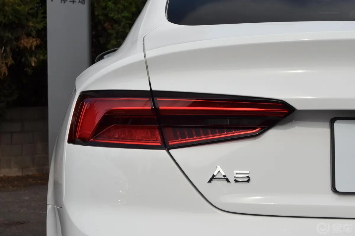 奥迪A5Sportback 45 TFSI quattro 运动版外观