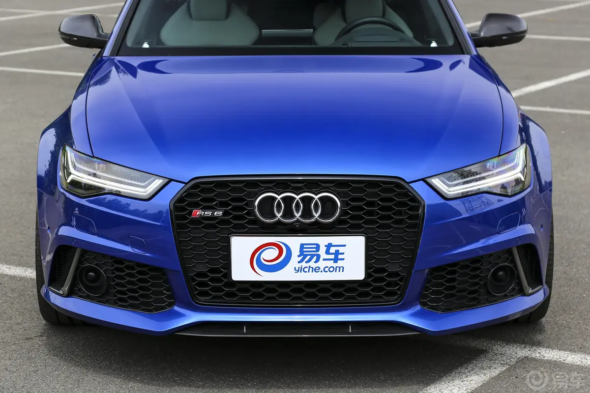 奥迪RS 64.0T Avant外观