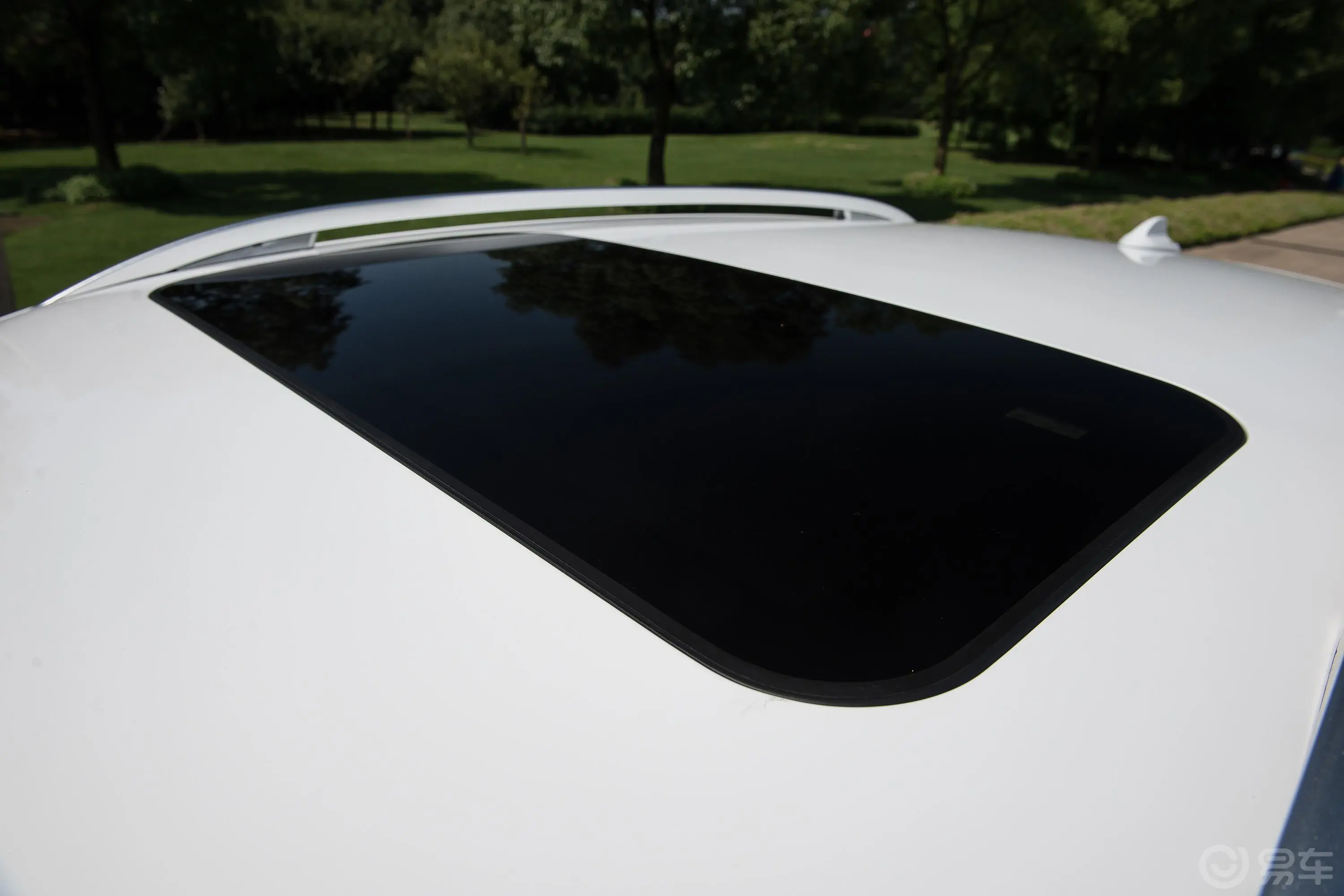众泰T600 Coupe1.8T 双离合 尊享版天窗